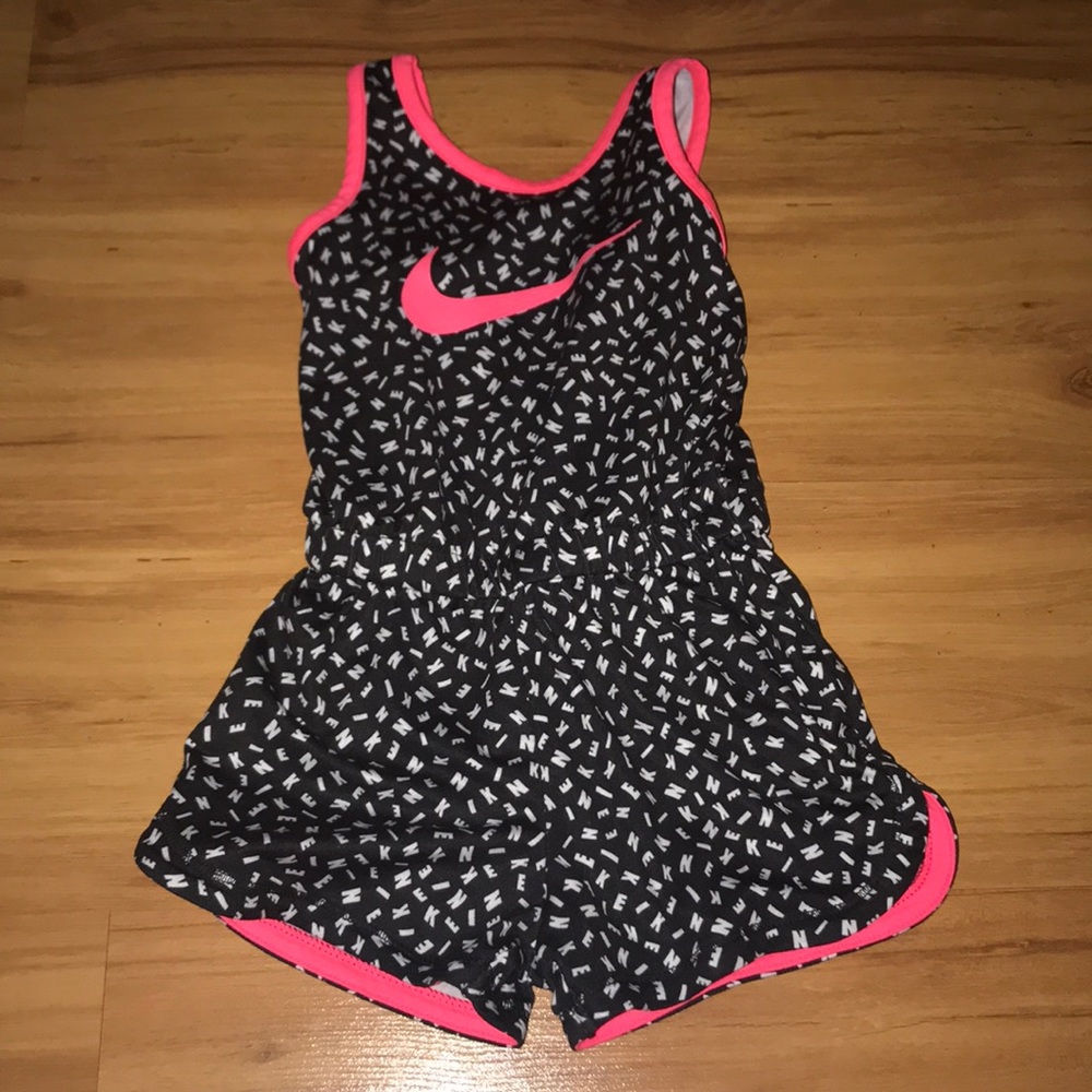 Nike romper😍😍😍💕